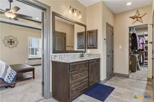 412 Farmstead Dr, Seguin, TX 78155 - Photo 22