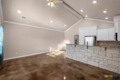 402 Spring Street, McGregor, TX 76657 - Photo 4