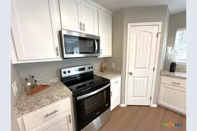 1878 Winding Creek Trail, Spring Branch, TX 78070 - Photo 4