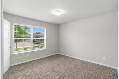 2905 Greenbriar, Seguin, TX 78155 - Photo 24