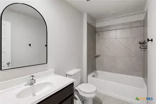2905 Greenbriar, Seguin, TX 78155 - Photo 28