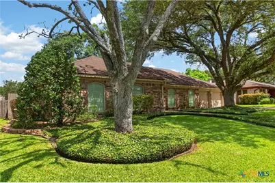 205 Merlin Street, Victoria, TX 77904 - Photo 2