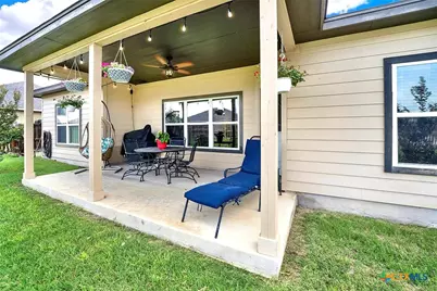 109 Grandview, Floresville, TX 78114 - Photo 30