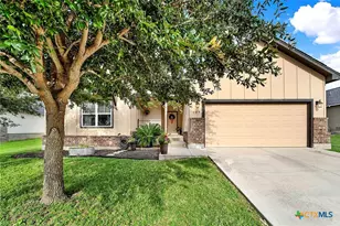 109 Grand View, Floresville, TX 78114 - Photo 1