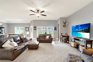109 Grand View, Floresville, TX 78114 - Photo 8