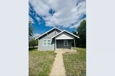 100 N Brazos Street, Lockhart, TX 78644 - Photo 1