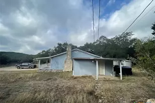 541 Buck Trail, Canyon Lake, TX 78133 - Photo 10