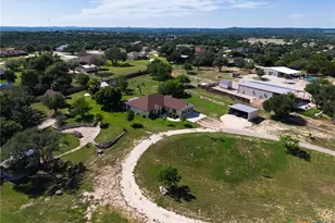 370 County Rd 4126, Lampasas, TX 76550 - Photo 46