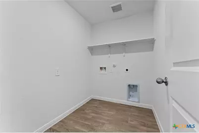 211 Las Lomas Drive, San Marcos, TX 78666 - Photo 10