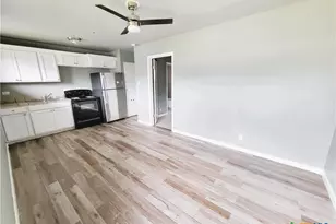 311 E Bryce Dr, Killeen, TX 76541 - Photo 8