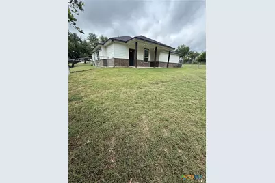 1211 W 6th Street, Lampasas, TX 76550 - Photo 24