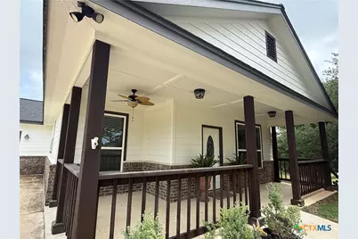 1211 W 6th Street, Lampasas, TX 76550 - Photo 2