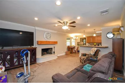 103 Kenilworth Glen Street, Victoria, TX 77904 - Photo 2