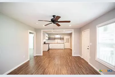 2003 Woodlawn Street #rear, Victoria, TX 77901 - Photo 4