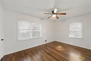 1203 S 5th St, Temple, TX 76504 - Photo 12