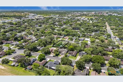 306 Beechwood Drive, Victoria, TX 77901 - Photo 34