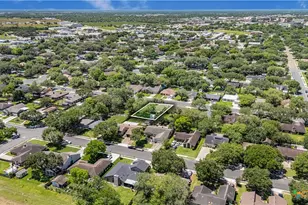 306 Beechwood Dr, Victoria, TX 77901 - Photo 34