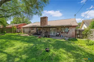 306 Beechwood Dr, Victoria, TX 77901 - Photo 22
