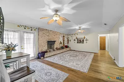 306 Beechwood Drive, Victoria, TX 77901 - Photo 4