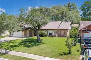 306 Beechwood Dr, Victoria, TX 77901 - Photo 2