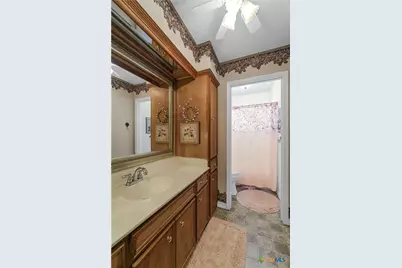 306 Beechwood Drive, Victoria, TX 77901 - Photo 14