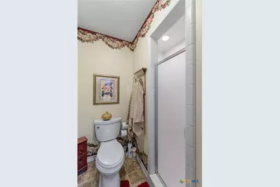 306 Beechwood Drive, Victoria, TX 77901 - Photo 16