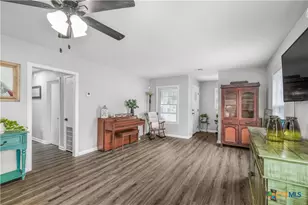 2306 Macarthur St, Victoria, TX 77901 - Photo 8