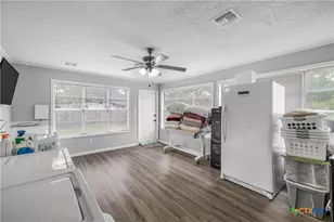2306 Macarthur St, Victoria, TX 77901 - Photo 18