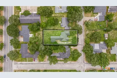 2306 Macarthur Street, Victoria, TX 77901 - Photo 4