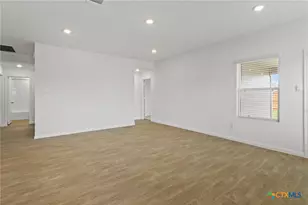 104 Wagner Wy, San Marcos, TX 78666 - Photo 24