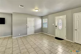 3205 Gayle St, Victoria, TX 77901 - Photo 4