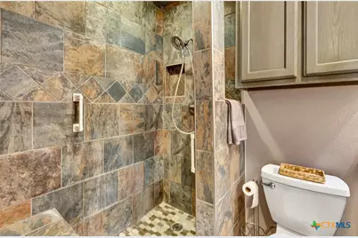 3205 Gayle Street, Victoria, TX 77901 - Photo 12