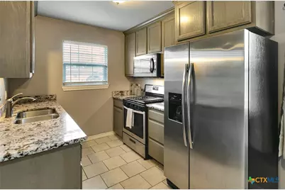 3205 Gayle Street, Victoria, TX 77901 - Photo 8