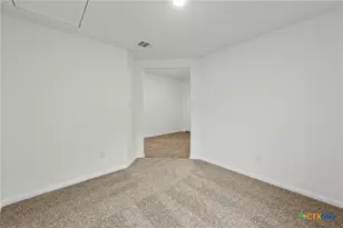 244 Flora Vista St, San Marcos, TX 78666 - Photo 10