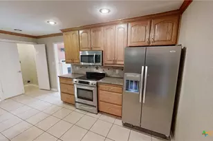 924 Holly St, Copperas Cove, TX 76522 - Photo 8
