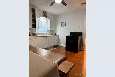 1201 S 25th Street, Temple, TX 76504 - Photo 4