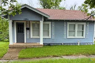 1201 S 25th St, Temple, TX 76504 - Photo 1