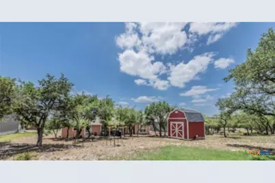 1421 Cottonwood Road, Fischer, TX 78623 - Photo 24
