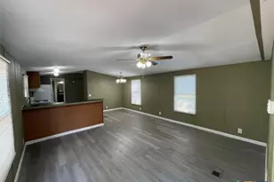 122 Sonnyland Dr, Canyon Lake, TX 78133 - Photo 1
