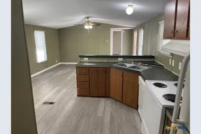 122 Sonnyland Drive, Canyon Lake, TX 78133 - Photo 6