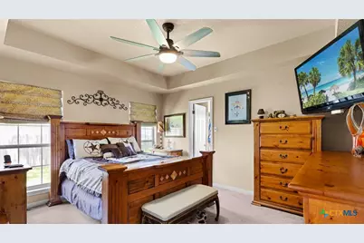 909 Queens Drive, New Braunfels, TX 78130 - Photo 20