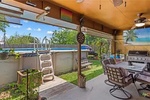 909 Queens Dr, New Braunfels, TX 78130 - Photo 32