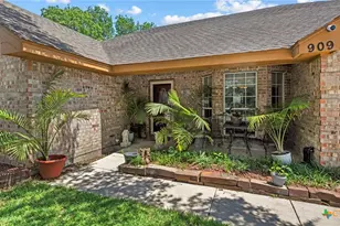 909 Queens Dr, New Braunfels, TX 78130 - Photo 36