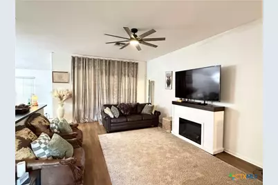 303 Arabian Drive, Victoria, TX 77904 - Photo 6
