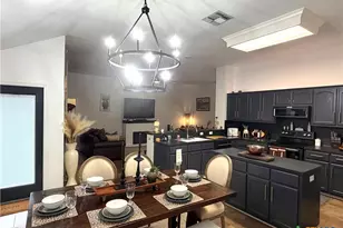 303 Arabian Dr, Victoria, TX 77904 - Photo 10