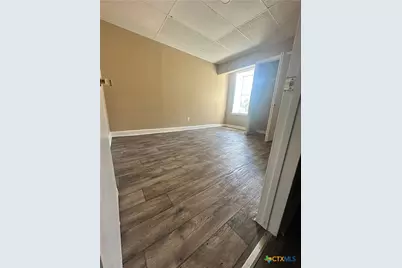 1010 Nelson, Yoakum, TX 77995 - Photo 10