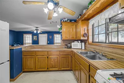 13644 Hwy 87 N, Nursery, TX 77976 - Photo 16