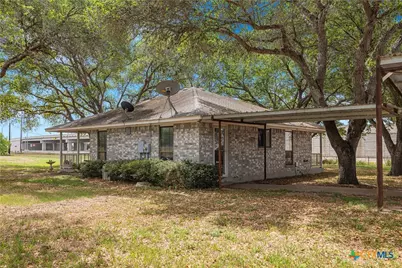 13644 Hwy 87 N, Nursery, TX 77976 - Photo 10