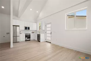 3308 Touchstone St, Austin, TX 78723 - Photo 24