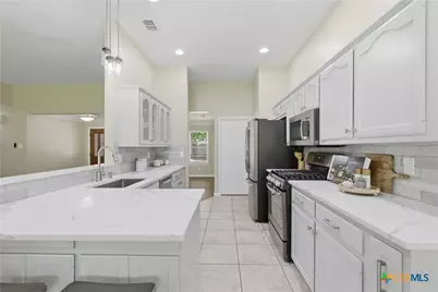 1015 Pecan Dr., Pflugerville, TX 78660 - Photo 8